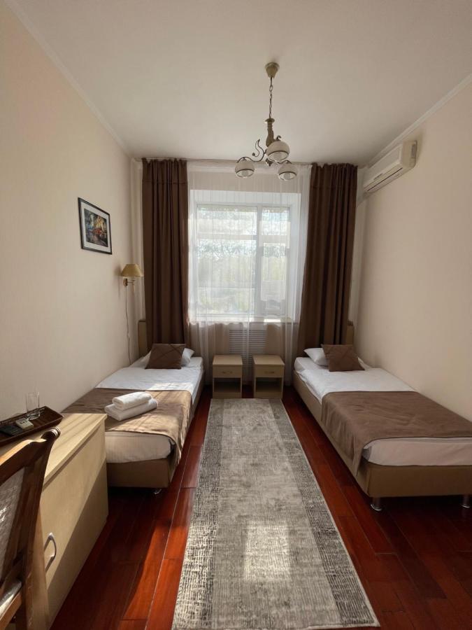 Belon Land Hotel Astana Buitenkant foto